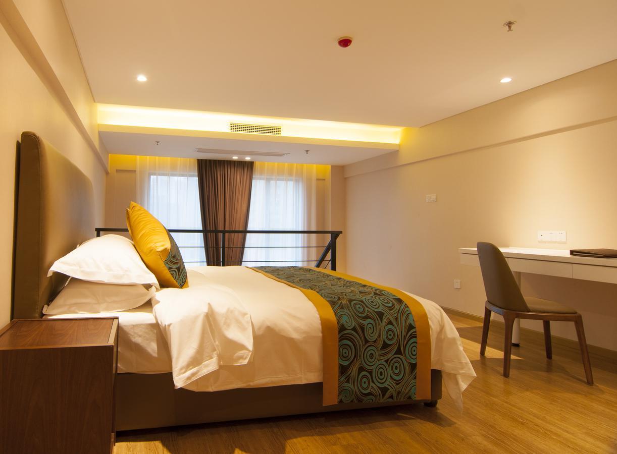 Home Plus Suite Hotel And Apartment อู่ฮั่น ภายนอก รูปภาพ