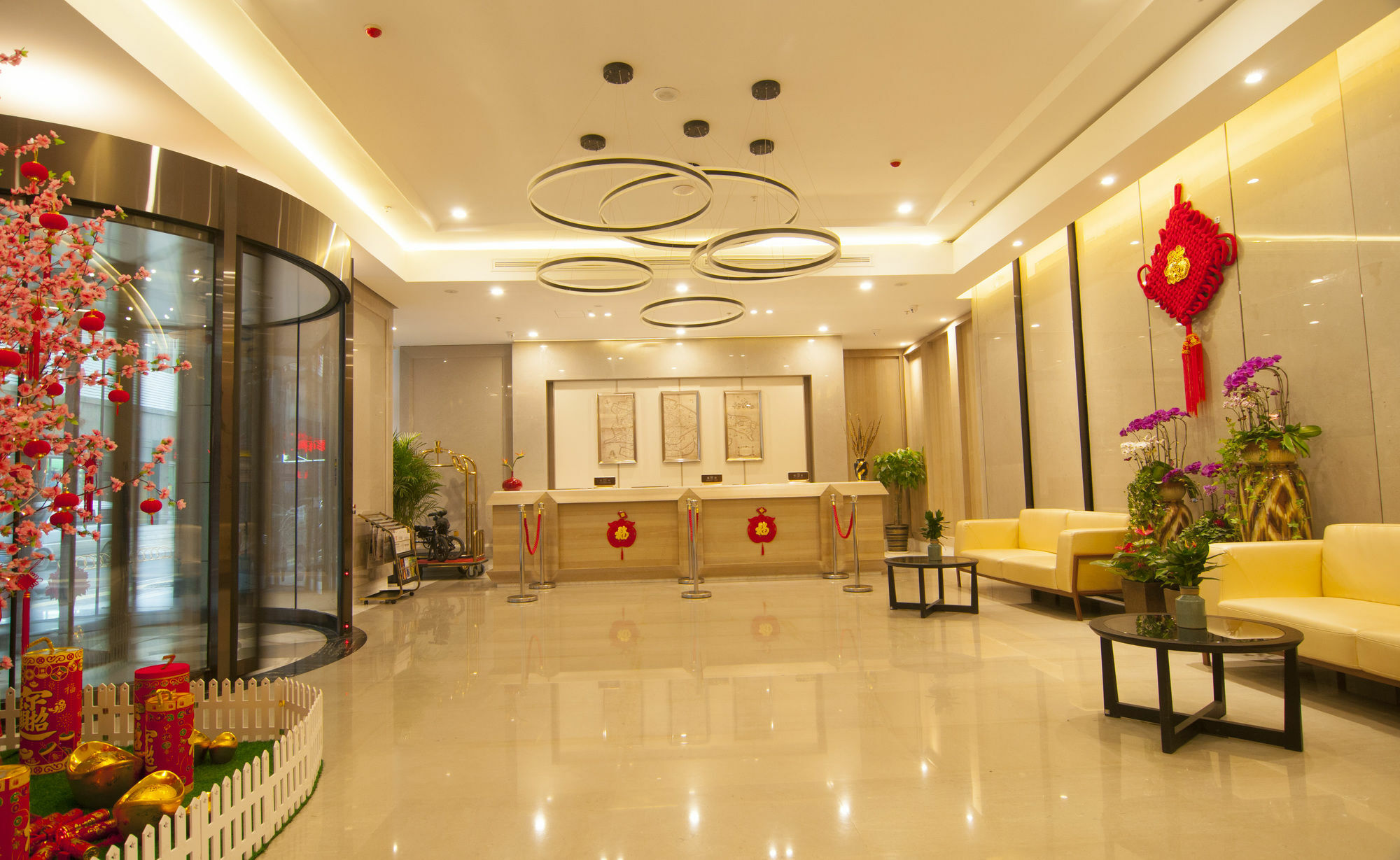 Home Plus Suite Hotel And Apartment อู่ฮั่น ภายนอก รูปภาพ
