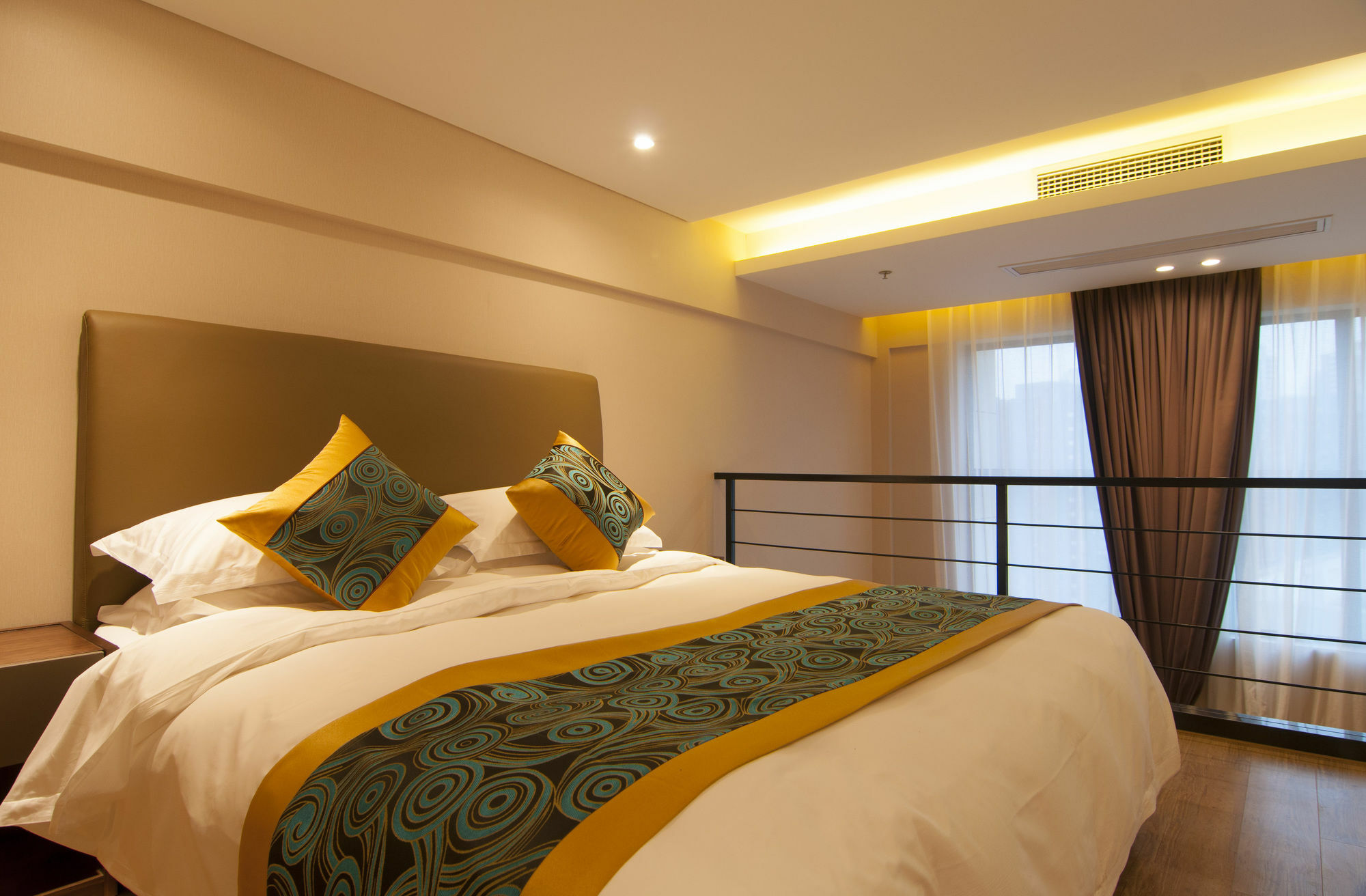 Home Plus Suite Hotel And Apartment อู่ฮั่น ภายนอก รูปภาพ