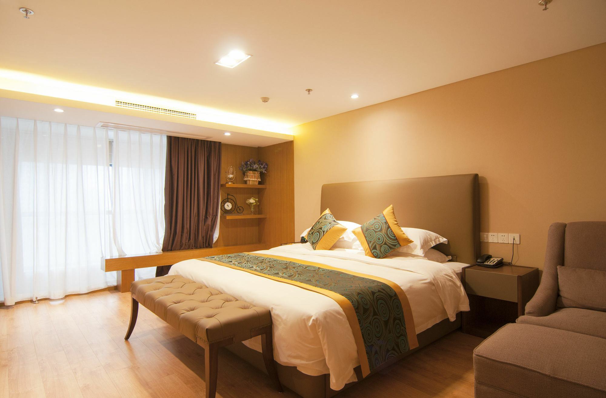 Home Plus Suite Hotel And Apartment อู่ฮั่น ภายนอก รูปภาพ